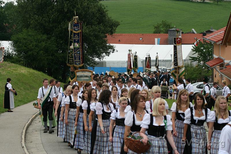 202 Dirndlschaft Heiligkreuz.JPG